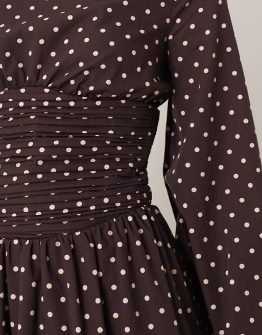 ASOS DESIGN - Robe longue en popeline à micro pois et manches volumineuses avec col ras de cou et taille froncée - Chocolat, 2 de 4