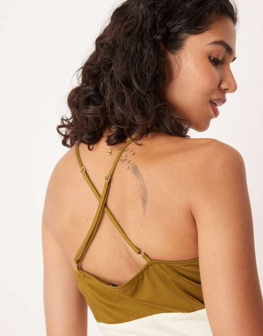 ASOS DESIGN - Robe longue en popeline effet color block avec buste froncé et coutures style corset - Olive/crème, 3 de 4
