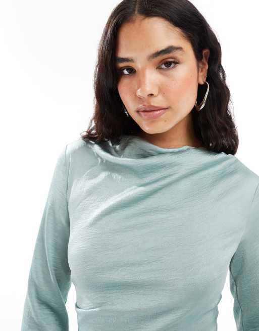 ASOS DESIGN - Robe longue en satin à col montant et ourlet asymétrique - Bleu clair, 2 de 4