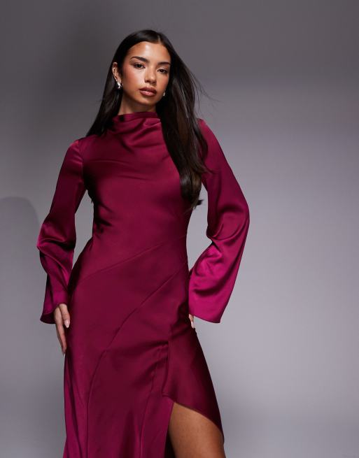 ASOS DESIGN - Robe longue en satin à coutures apparentes et volants - Rouge foncé, 4 de 4