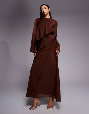 Robe longue en satin à manches longues et cape - Chocolat-Noir 42