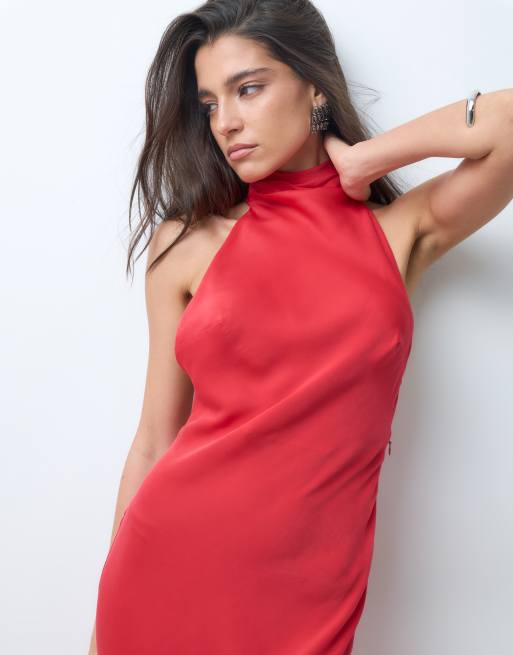ASOS DESIGN robe longue en satin coupe en biais sans manches à col cheminée rouge, 2 de 5