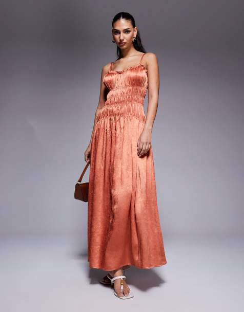 ASOS DESIGN - Robe longue en satin froissé à corsage smocké - Cuivre - view 1