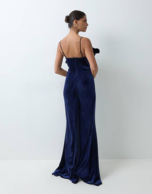 ASOS DESIGN robe longue en velours à encolure structurée avec fente, marine, 3 de 5