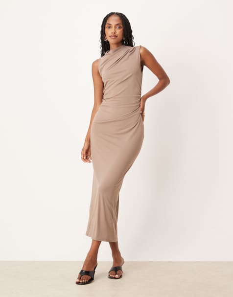 ASOS DESIGN - Robe longue et sans manches effet drapé - Camel - view 1