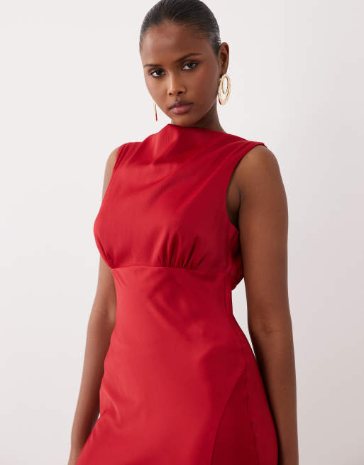 ASOS DESIGN - Robe longue fendue en satin coupée en biais - Rouge, 2 de 4