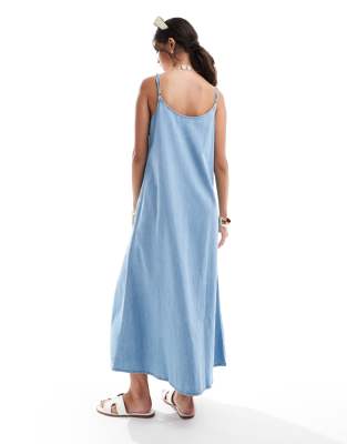 ASOS DESIGN Robe longue fluide en jean Bleu moyen ASOS