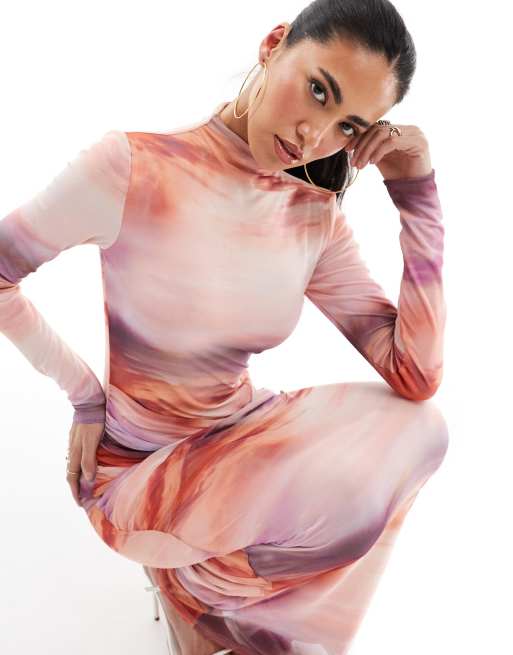 ASOS DESIGN - Robe longue froncée en tulle à manches longues avec imprimé aquarelle, 4 de 4