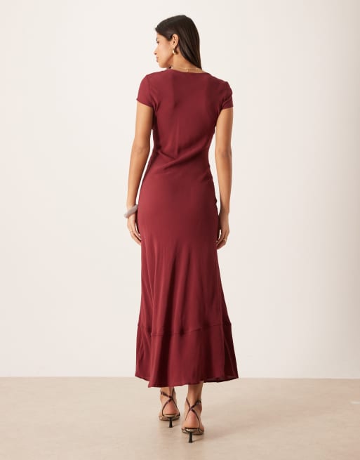 ASOS DESIGN - Robe longue froncée sur l'avant à manches bouffantes et imprimé - Bordeaux, 4 de 4