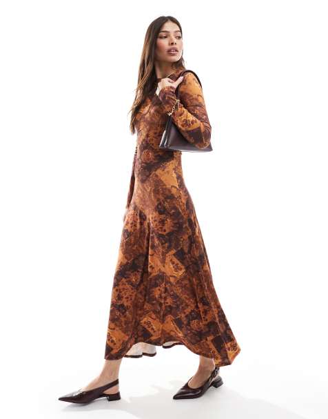 ASOS DESIGN - Robe longue imprimée à dos ouvert, manches longues et surpiqûres - view 1