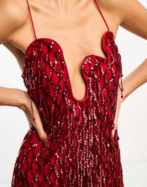 ASOS DESIGN - Robe longue ornementée avec effet croisillons, franges et encolure ondulée - Rouge profond, 4 de 4