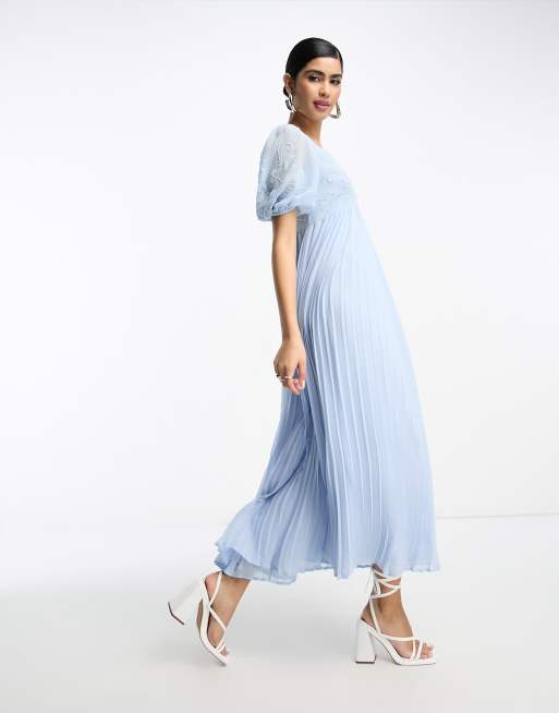 ASOS DESIGN Robe longue plissee avec broderie blanche Bleu