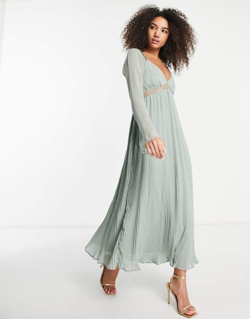 ASOS DESIGN Robe longue pliss e avec empi cement en dentelle la taille et manches vas es Sauge