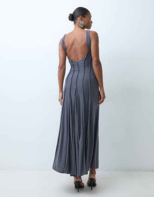 ASOS DESIGN robe longue près du corps à col rond avec coutures apparentes en gris charbon, 5 de 5