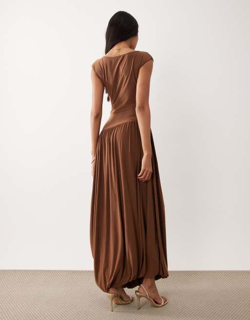 ASOS DESIGN - Robe longue près du corps à ourlet boule et couture asymétrique - Moutarde, 2 de 4