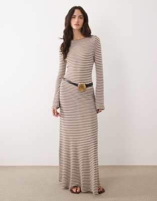 ASOS DESIGN - Robe longue rayée à manches ange longues en tissu effet maille au crochet - Noir et blanc-multicolore
