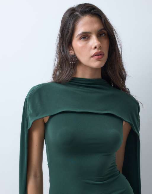 ASOS DESIGN robe longue sans manches près du corps avec détail cape aux épaules en vert bouteille, 4 de 5