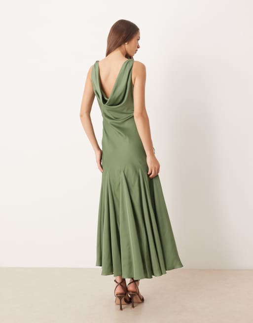 ASOS DESIGN - Robe longue satinée à col bénitier et godets avec fleurs en organza - Kaki, 2 de 4