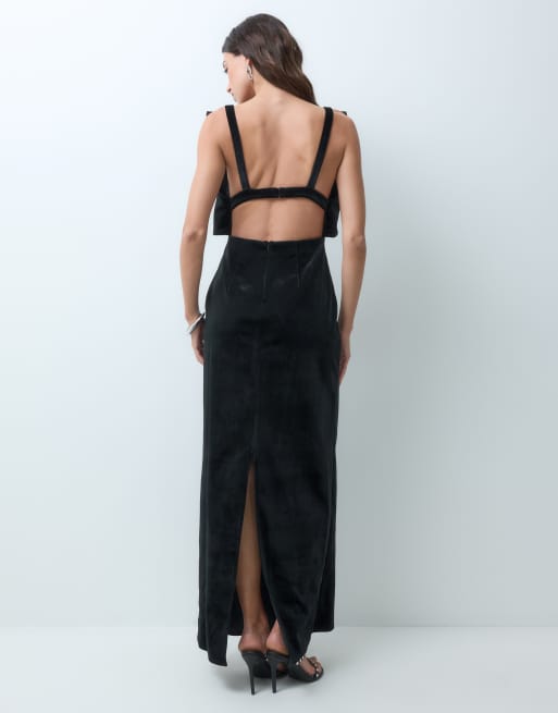 ASOS DESIGN robe longue structurée en velours à caraco noire, 2 de 5