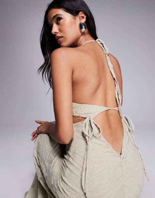 ASOS DESIGN - Robe longue texturée en maille jour échelle nouée dans le dos - Taupe, 2 de 4