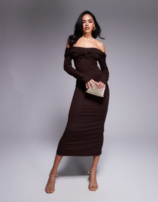 ASOS DESIGN - Robe mi-longue à manches longues et épaules dénudées avec détail torsadé - Chocolat - view 1