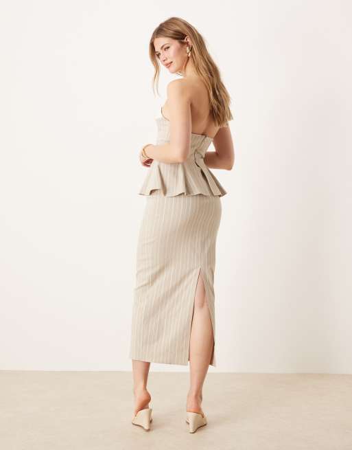 ASOS DESIGN - Robe mi-longue bandeau en bengaline à rayures avec superposition et bonnets contrastants - Naturel, 3 de 4