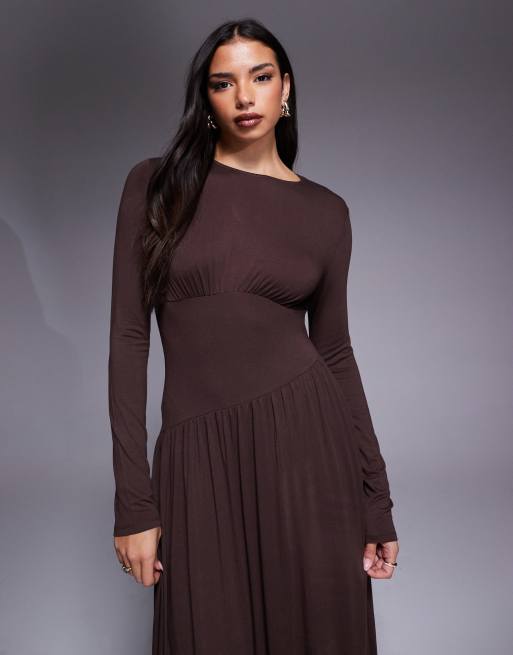 ASOS DESIGN - Robe mi-longue drapée à encolure bateau et couture sous le buste - Chocolat, 3 de 4