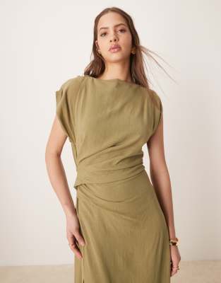 Robe mi-longue en lin avec dos ouvert et taille drapée - Kaki 46