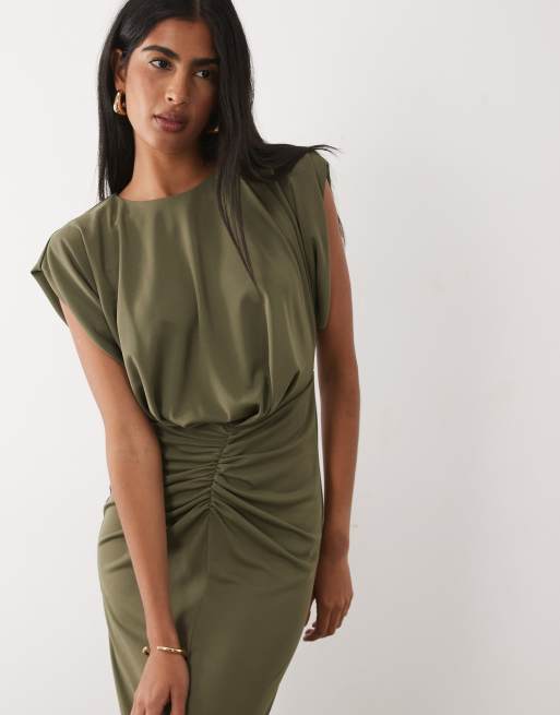 ASOS DESIGN - Robe mi-longue froncée sur le devant à épaules structurées - Kaki, 2 de 4