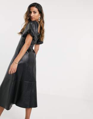 robe longue en cuir