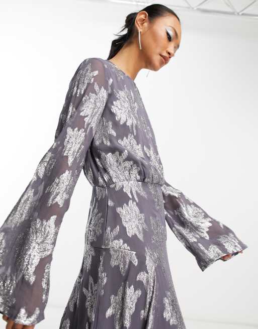 ASOS DESIGN - Robe mi-longue métallisée à manches longues avec poignets volantés - Gris, 2 de 4