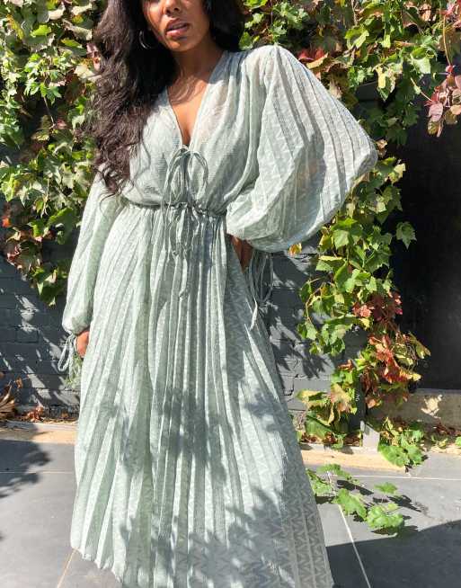ASOS DESIGN - Robe mi-longue plissée en tulle à chevrons avec taille à cordon de serrage et manches ballon - Vert