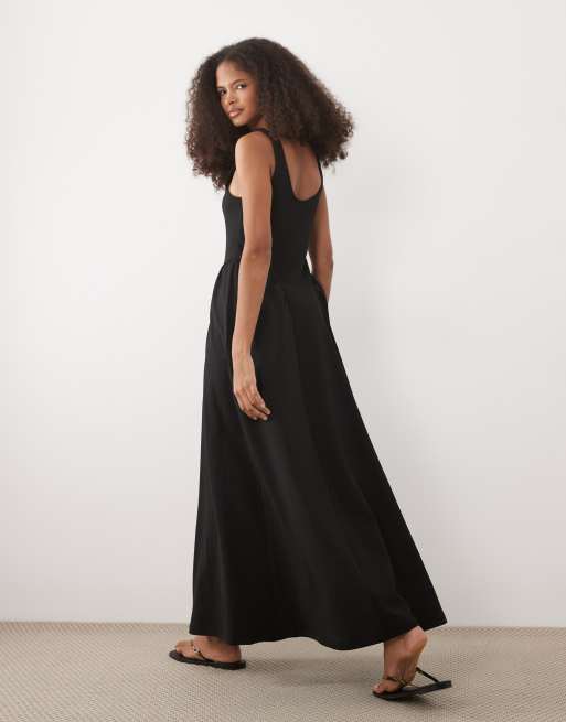 ASOS DESIGN - Robe mi-longue plissée sans manches en crêpe - Noir, 3 de 4