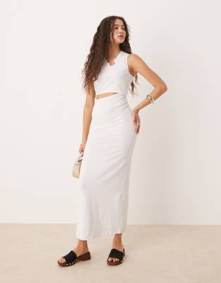 Robe mi-longue sans manches à découpes et détails anneaux - Blanc 46