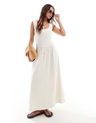 ASOS DESIGN - Robe mi-longue texturée à taille arrondie et encolure dégagée avec coutures apparentes - Crème-Neutral