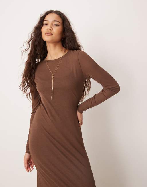 ASOS DESIGN - Robe mi-longue transparente avec manches longues et double épaisseur - Chocolat, 2 de 4