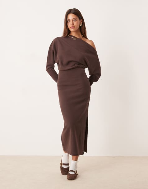 ASOS DESIGN - Robe mi-longue ultra douce à manches longues et épaules tombantes - Chocolat - view 1