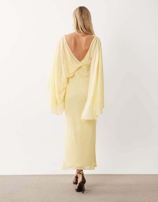 ASOS DESIGN robe midaxi drapée à manches kimono et détail cape, dos nu, couleur buttermilk, 2 de 4