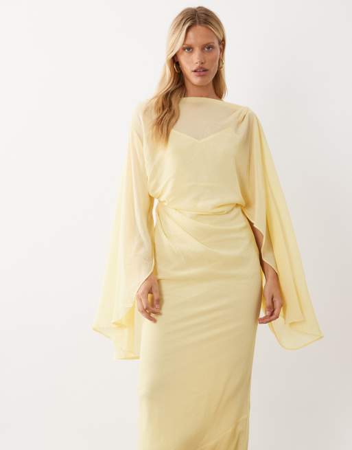 ASOS DESIGN robe midaxi drapée à manches kimono et détail cape, dos nu, couleur buttermilk, 3 de 4