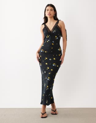 Robe nuisette longue à fleurs avec bordures en dentelle et liens - Noir-Multicolore 34