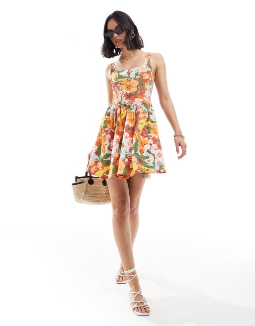 ASOS DESIGN - Robe patineuse courte à broderies fleurs et fines bretelles - Imprimé fruits coloré