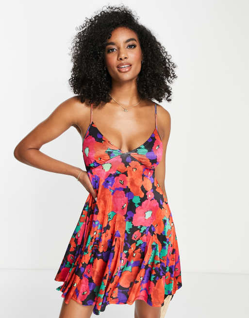 RcjShops DESIGN Robe patineuse courte en satin stretch a col V et imprime fleuri Multicolore RcjShops