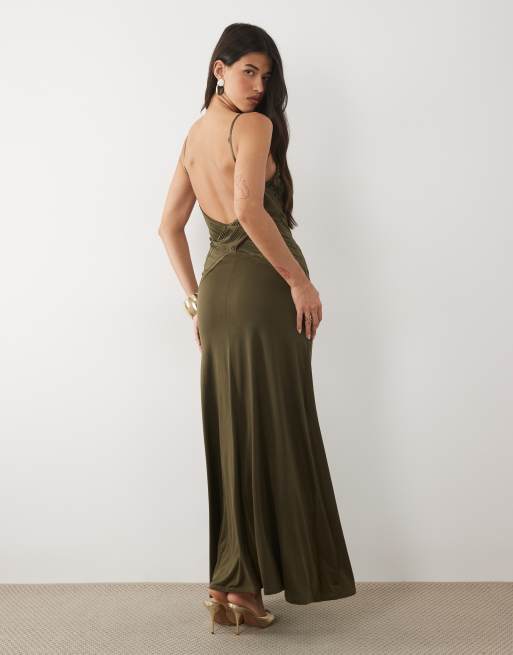 ASOS DESIGN - Robe plissée longue à col V contrastant et dos ouvert - Olive foncé, 2 de 4