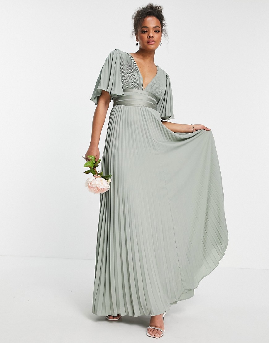Плиссированное платье макси с расклешенными рукавами и атласным поясом на талии ASOS DESIGN Bridesmaid-Зеленый цвет