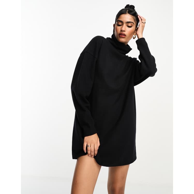 ASOS DESIGN Robe pull courte a manches oversize et col roule en tissu ultra doux