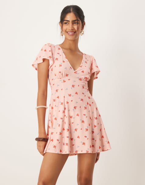 ASOS DESIGN - Robe rétro courte à manches évasées, col en V et petites fleurs - Rose - view 1