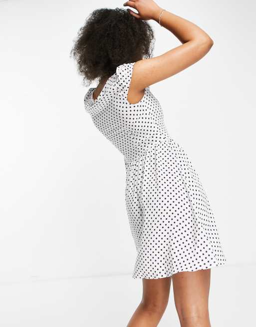 ASOS DESIGN - Robe rétro courte style années 90 - Blanc à pois bleu marine, 2 de 4