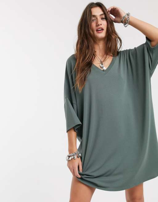 ASOS DESIGN Robe t shirt col V oversize Kaki gris