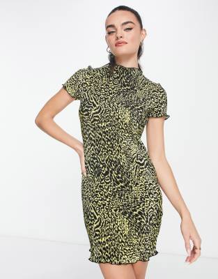 ASOS DESIGN plisse mini t-shirt dress in yellow animal  - ASOS Price Checker