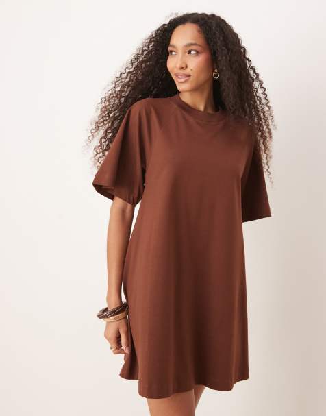 ASOS DESIGN - Robe t-shirt courte virevoltante - Chocolat - view 1